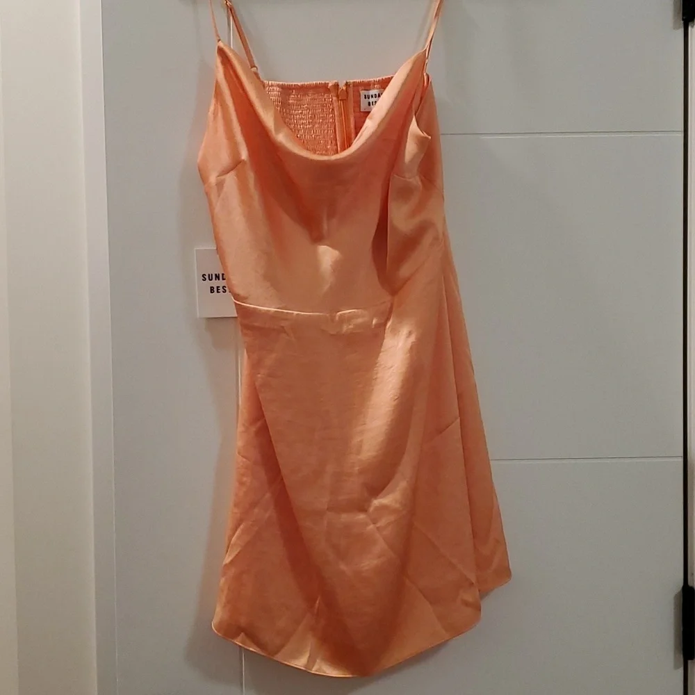 Sunday Best dress - Picture 2 of 5